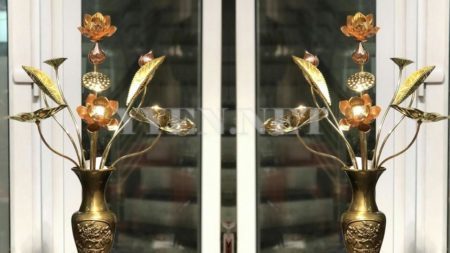 Hoa sen bằng đồng